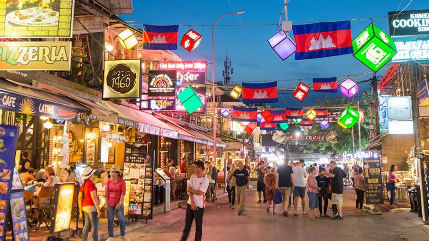 Noon night market in Siem Reap