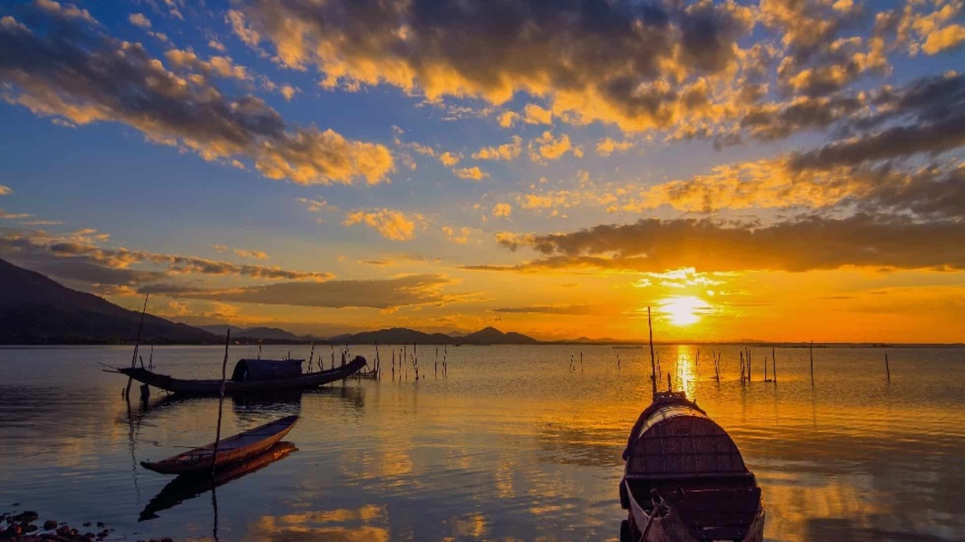 Charming sunset on Tam Giang Lagoon