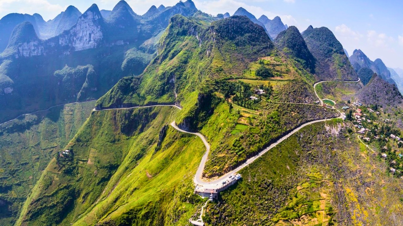 What is the Ha Giang Loop? Perfect Guide and Extra Travel Tips for Adventurous